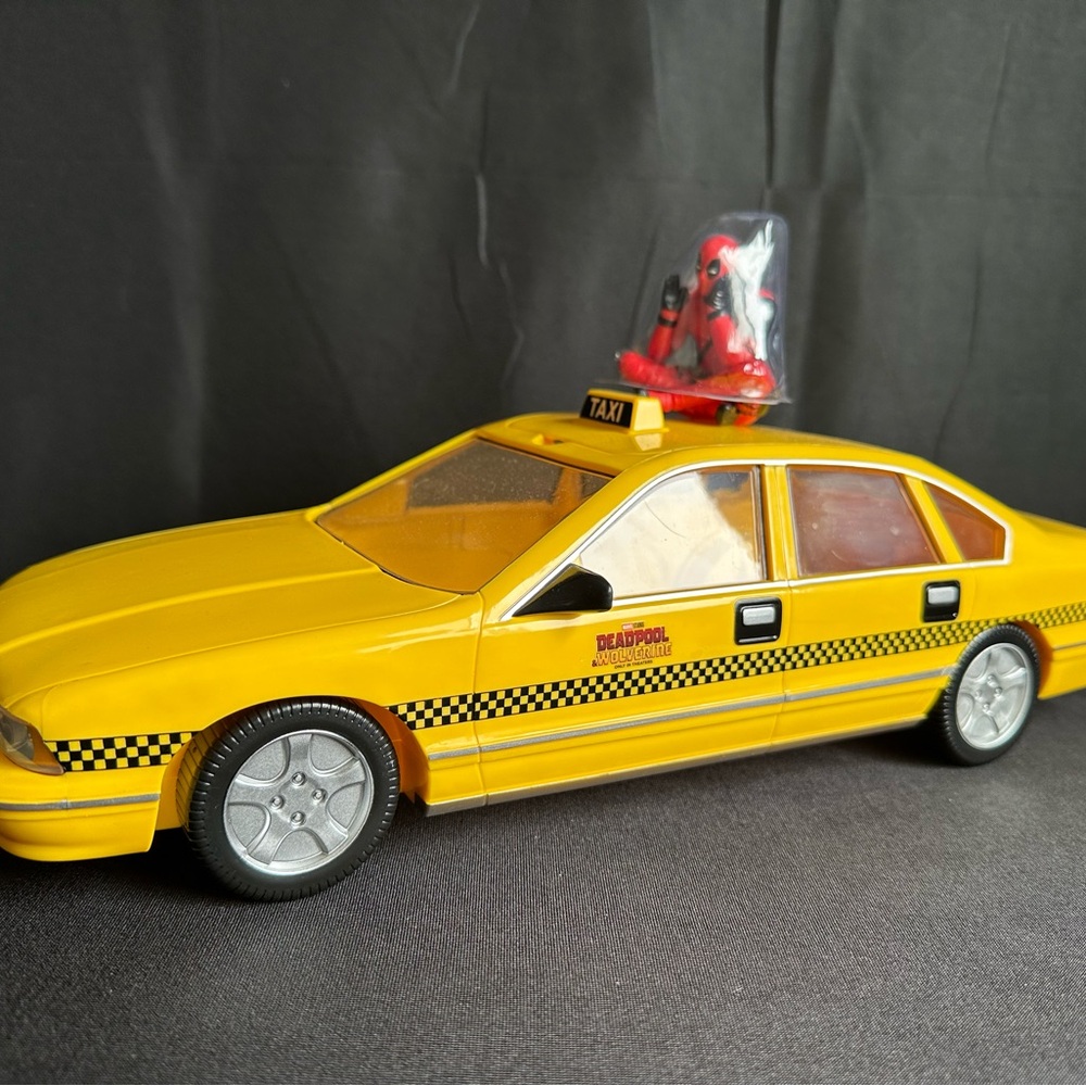 Deadpool Taxi Model Popcorn Bucket